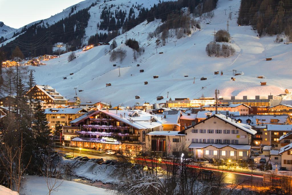 Hotel Raffl'S St. Antoner Hof à Sankt Anton am Arlberg Extérieur photo